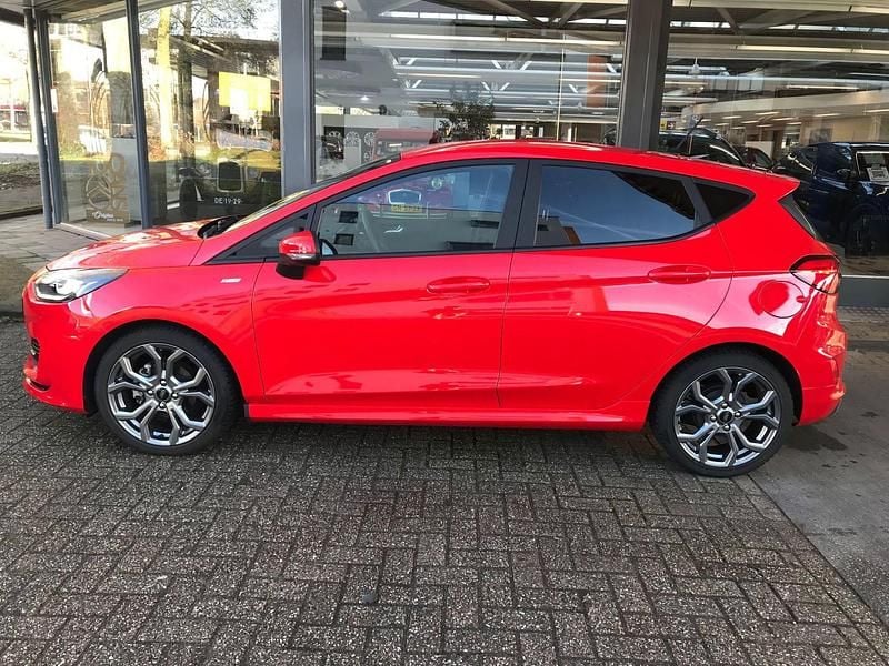 Occasion Ford Fiesta ST-Line 101 PK (74 kW) 2022 Rood Hatchback