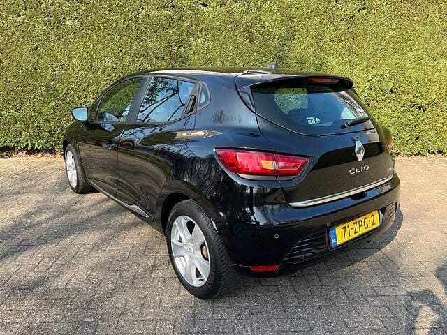 Occasion Renault Clio IV Zen 90 PK (66 kW) 2013 Zwart Hatchback