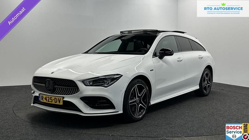 Wit Gebruikt 2022 Mercedes CLA250e Shooting Brake AMG line Stationwagen | € 30.000 (Goede deal) - Afbeelding 1/4