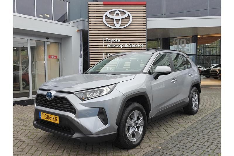 Grijs Gebruikt 2023 Toyota RAV4 Hybrid Business Edition SUV | € 37.999 (Super prijs) - Afbeelding 1/1