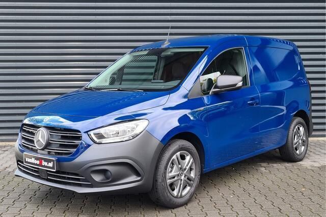 Blauw Gebruikt 2023 Mercedes eCitan Van | € 29.900 (Goede deal) - Afbeelding 1/4