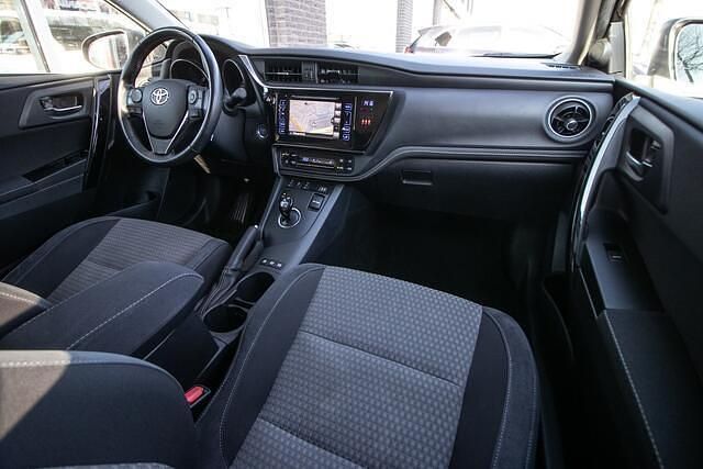 Occasion Toyota Auris Touring Sports 136 PK (100 kW) 2019 Zwart Stationwagen