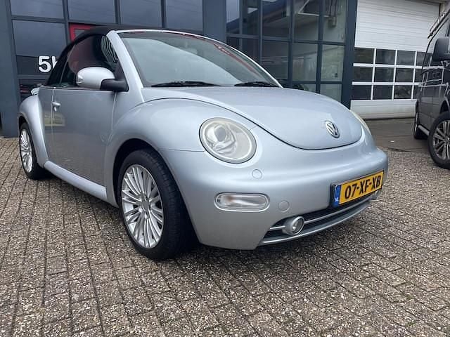 Occasion VW New Beetle Cabriolet Highline 102 PK (75 kW) 2004 Grijs (metallic) Cabriolet