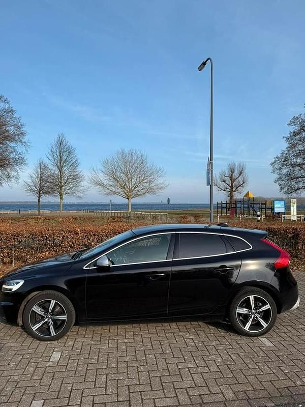 Occasion Volvo V40 Business Edition 190 PK (139 kW) 2018
