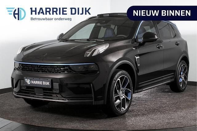 Zwart Gebruikt 2023 Lynk & Co 01 SUV | € 27.495 (Eerlijke prijs) - Afbeelding 1/4
