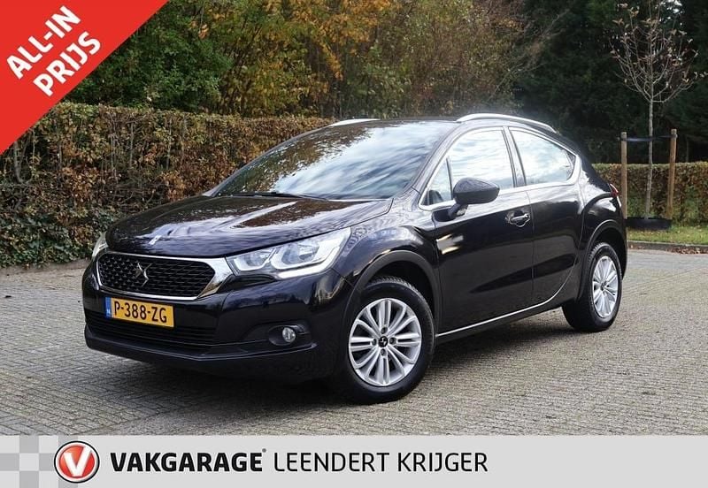 Blauw Gebruikt 2016 DS Automobiles DS4 Chic Hatchback | € 9.950 (Eerlijke prijs) - Afbeelding 1/4