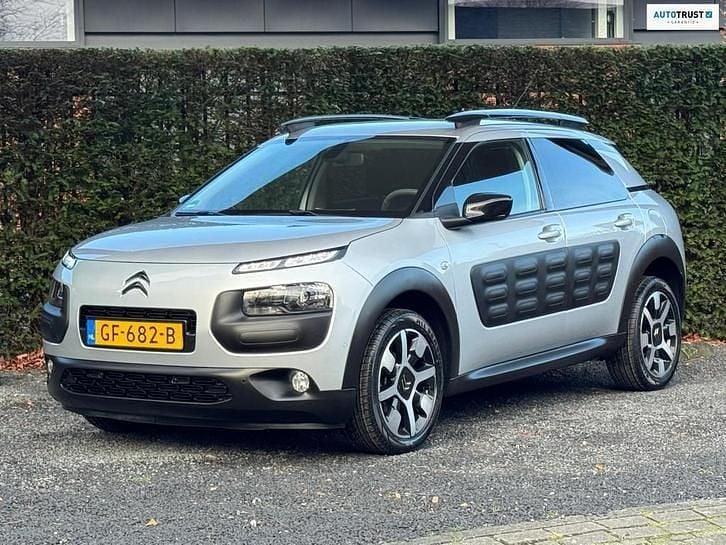 Occasion 2015 Citroën C4 Cactus PureTech Hatchback | € 7.750 (Eerlijke prijs) - Afbeelding 1/4