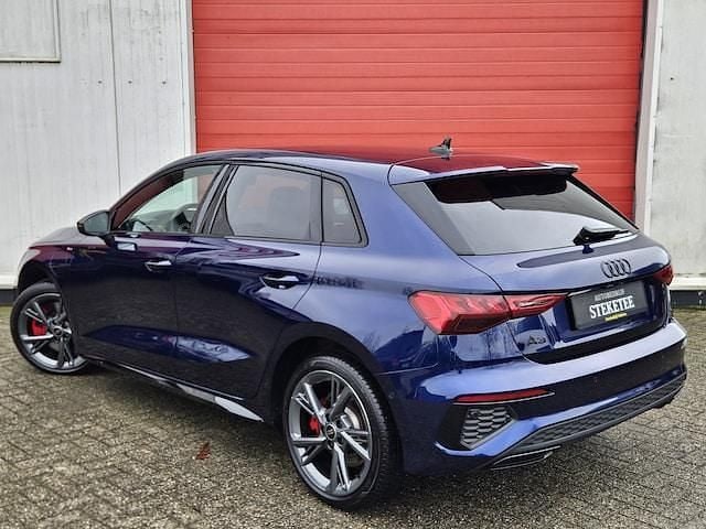 Occasion Audi A3 Sportback e-tron Competition 2022 Blauw Hatchback
