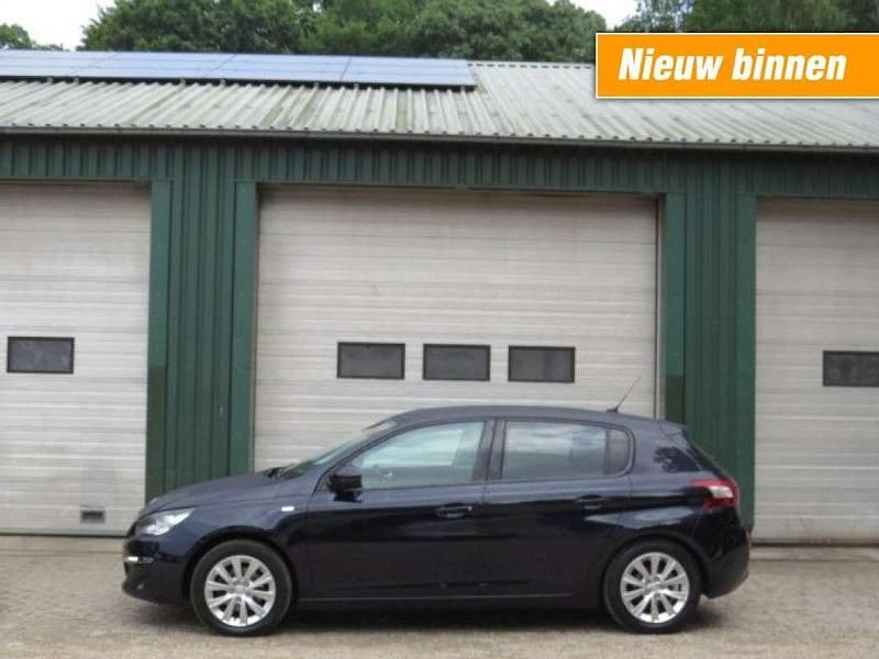 Blauw Gebruikt 2016 Peugeot 308 Style Hatchback | € 6.250 (Goede deal) - Afbeelding 1/4