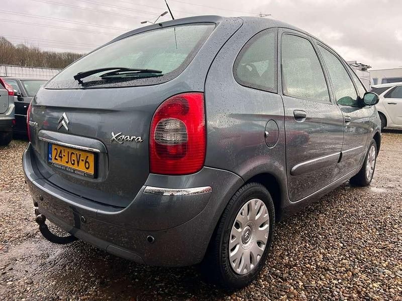 Occasion Citroën Xsara Picasso 109 PK (80 kW) 2009 Grijs MPV