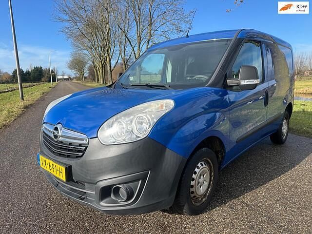 Blauw Occasion 2016 Opel Combo Edition MPV | € 4.250 (Goede deal) - Afbeelding 1/4