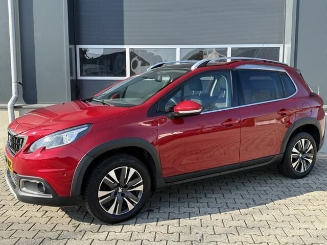 Rood Gebruikt 2019 Peugeot 2008 GT-line SUV | € 10.950 (Super prijs) - Afbeelding 1/4
