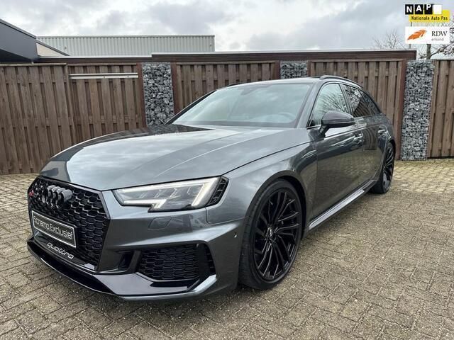 Grijs Gebruikt 2018 Audi RS4 Stationwagen | € 64.950 - Afbeelding 1/4