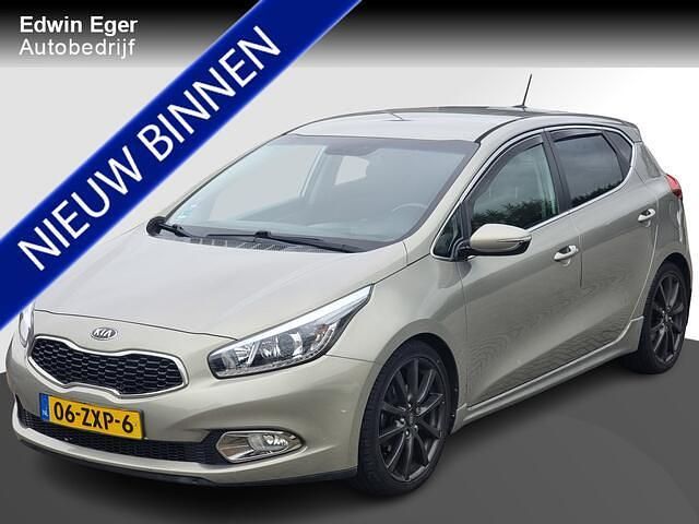 Grijs Gebruikt 2013 Kia Ceed Plus Hatchback | € 8.950 (Iets duurder) - Afbeelding 1/4