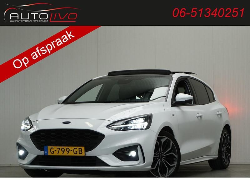 Wit Gebruikt 2019 Ford Focus Business Edition Hatchback | € 17.495 (Duur) - Afbeelding 1/4