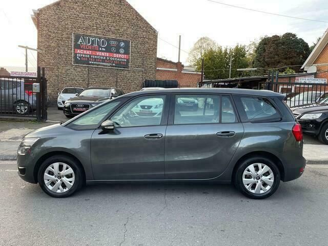 Grijs Occasion 2016 Citroën C4 PureTech MPV | € 12.990 - Afbeelding 1/4