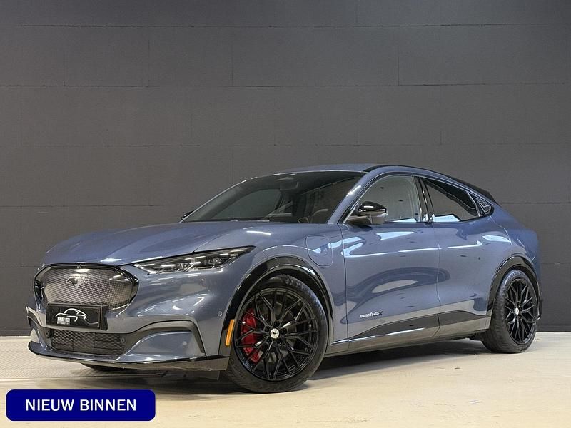 Blauw Gebruikt 2022 Ford Mustang SUV | € 32.880 - Afbeelding 1/4