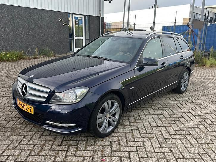 Gebruikt 2011 Mercedes C300 Elegance Stationwagen | € 9.999 - Afbeelding 1/4