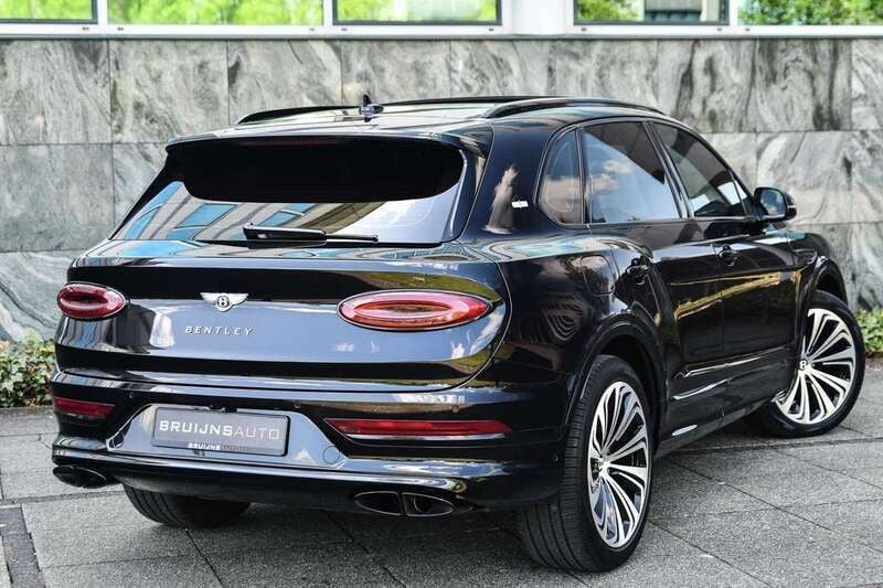 Occasion Bentley Bentayga 551 PK (405 kW) 2021 Zwart SUV