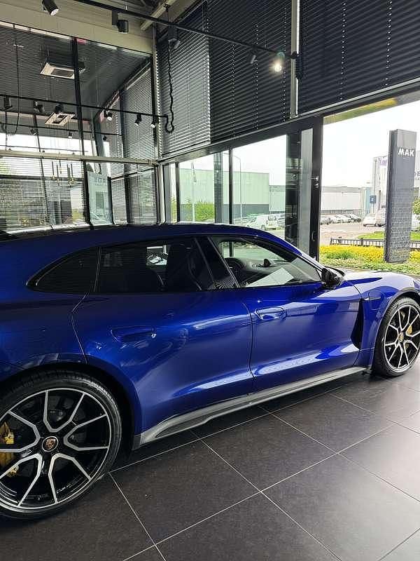 Occasion Porsche Taycan 92 kW (126 PK) 2023 Blauw Sedan