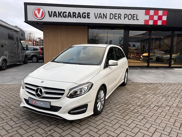 Mpv Occasion 2017 Mercedes B160 Ambition MPV | € 12.450 (Goede deal) - Afbeelding 1/4