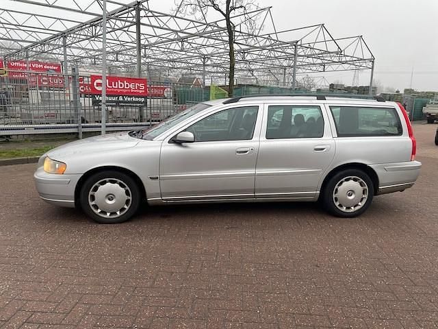 Occasion Volvo V70 163 PK (119 kW) 2006 Grijs Stationwagen