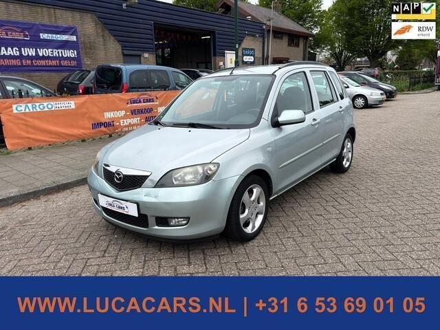 Groen Gebruikt 2004 Mazda 2 Exclusive MPV | € 1.095 (Eerlijke prijs) - Afbeelding 1/4