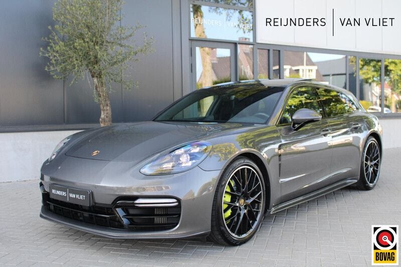Grijs Gebruikt 2018 Porsche Panamera S E-Hybrid Sport Turismo Sedan | € 61.890 (Goede deal) - Afbeelding 1/4