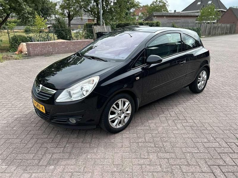 Zwart Gebruikt 2008 Opel Corsa Cosmo Hatchback | € 1.250 (Super prijs) - Afbeelding 1/4