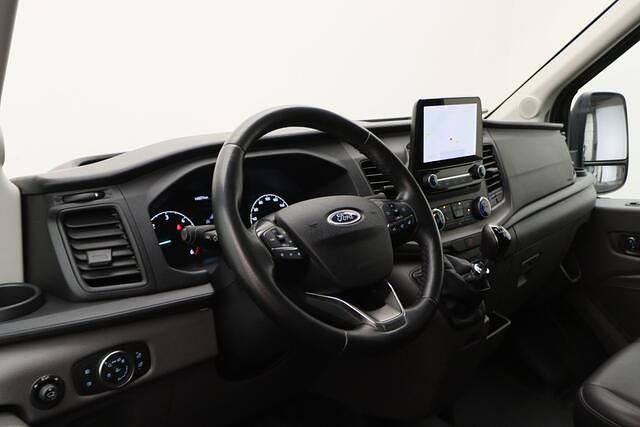 Occasion Ford Transit 131 PK (96 kW) 2022 Zwart Van