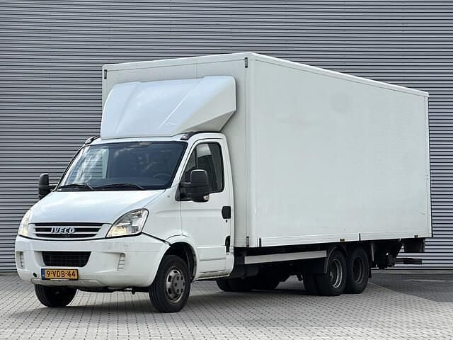 Wit Gebruikt 2009 Iveco Daily Stationwagen | € 8.950 (Eerlijke prijs) - Afbeelding 1/4