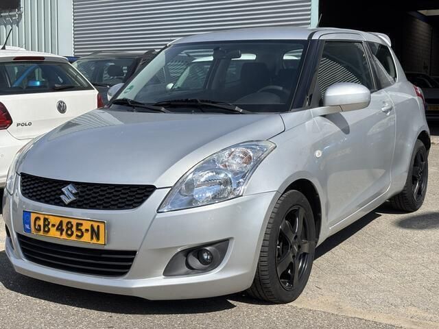 Grijs Gebruikt 2010 Suzuki Swift Exclusive Hatchback | € 4.490 (Goede deal) - Afbeelding 1/4