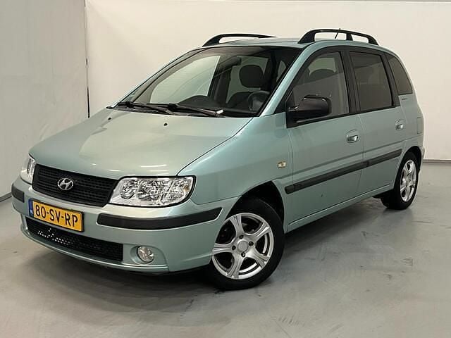 Groen (metallic) Occasion 2006 Hyundai Matrix Active MPV | € 1.250 (Eerlijke prijs) - Afbeelding 1/4