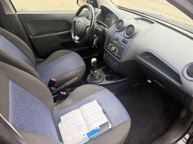 Occasion Ford Fiesta Futura 69 PK (50 kW) 2009 Zwart Hatchback