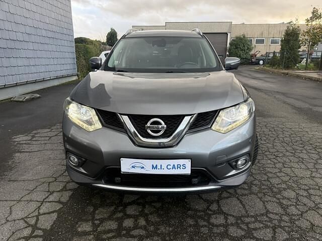 Grijs Gebruikt 2017 Nissan X-Trail SUV | € 11.500 - Afbeelding 1/4