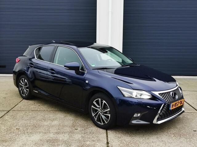 Occasion Lexus CT200h 99 PK (72 kW) 2020 Blauw Hatchback
