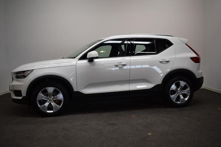 Occasion Volvo XC40 Momentum 191 PK (140 kW) 2019 Wit SUV