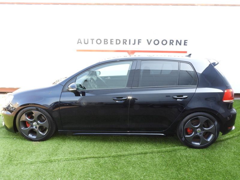 Zwart Gebruikt 2012 VW Golf VII Edition Hatchback | € 15.450 (Eerlijke prijs) - Afbeelding 1/4