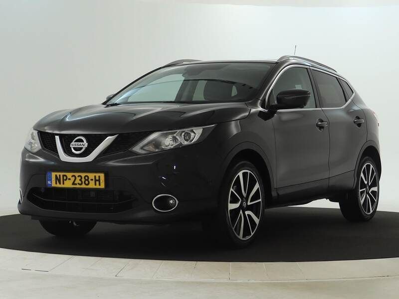Zwart Gebruikt 2017 Nissan Qashqai Tekna SUV | € 15.995 (Eerlijke prijs) - Afbeelding 1/4