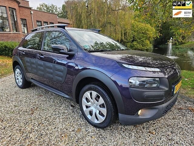 Paars Gebruikt 2017 Citroën C4 Business Class SUV | € 9.950 (Super prijs) - Afbeelding 1/4