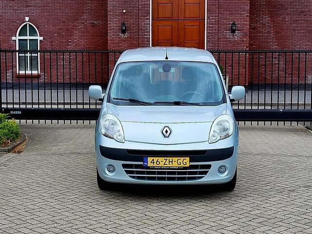 Occasion Renault Kangoo Expression 106 PK (77 kW) 2008 Grijs MPV