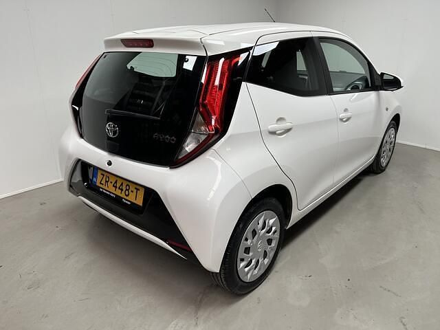 Occasion Toyota Aygo X-play 74 PK (54 kW) 2019 Wit Hatchback