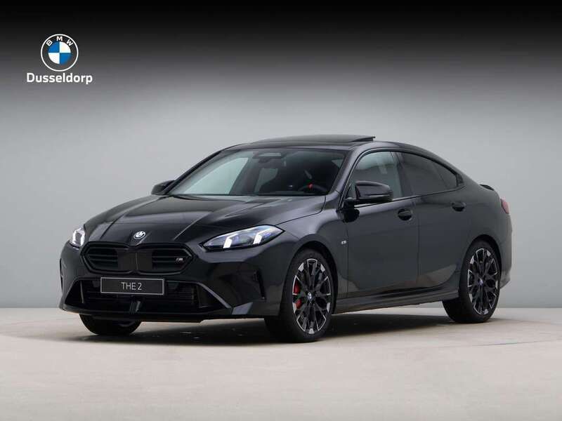 Zwart Nieuw 2024 BMW M235 Comfort Edition Coupé | € 95.280 (Eerlijke prijs) - Afbeelding 1/4