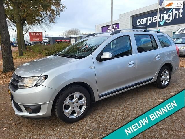 Zilver (metallic) Gebruikt 2013 Dacia Logan MCV Anniversary Stationwagen | € 5.499 (Eerlijke prijs) - Afbeelding 1/4
