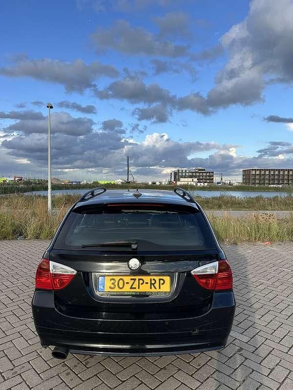 Occasion BMW 320 Executive 170 PK (125 kW) 2008 Zwart Stationwagen