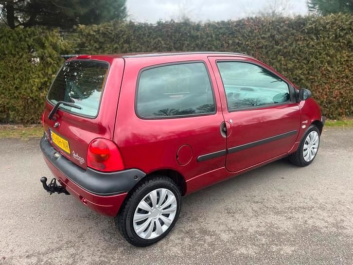 Occasion Renault Twingo Authentique 59 PK (43 kW) 2003 Rood (metallic) Hatchback