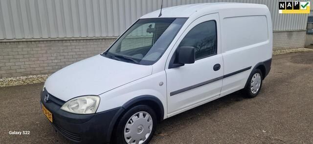 Overige Occasion 2004 Opel Combo MPV | € 1.450 (Eerlijke prijs) - Afbeelding 1/4