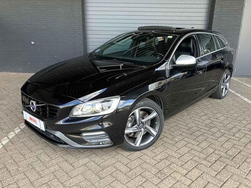 Zwart Gebruikt 2015 Volvo V60 R-Design Stationwagen | € 8.800 (Eerlijke prijs) - Afbeelding 1/4