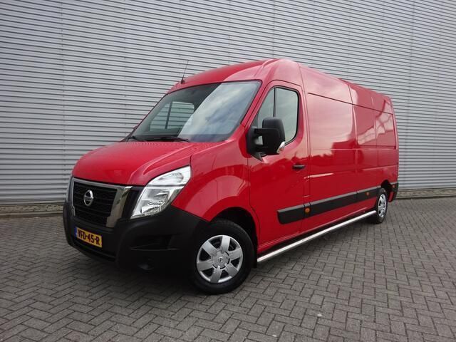 Rood Gebruikt 2020 Nissan NV400 Acenta Van | € 19.950 - Afbeelding 1/4