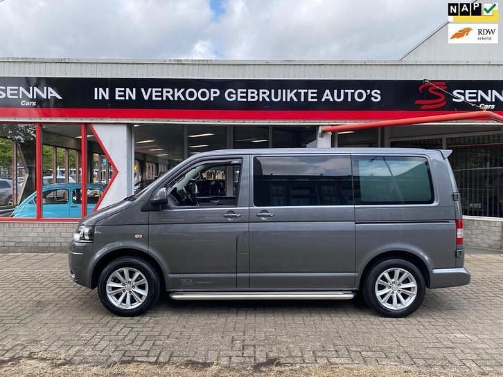 Grijs (metallic) Gebruikt 2013 VW T5 Van | € 10.950 (Duur) - Afbeelding 1/4